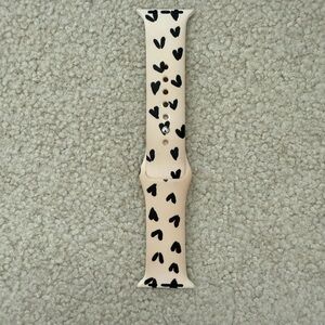 Walli Heart Patterned Watch Band
